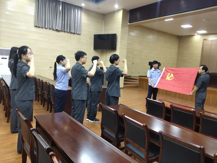 微信图片_20210701185619_副本.jpg